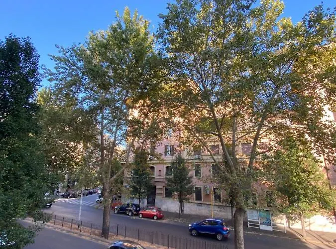 Гостевой дом 4 Vatican 4*