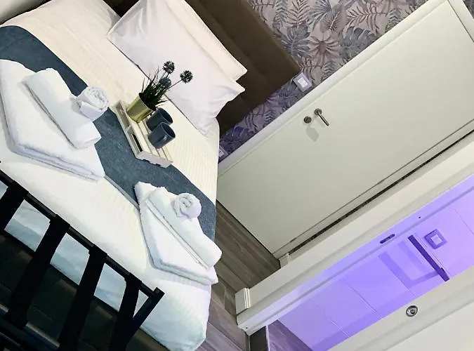 4 Vatican Гостевой дом