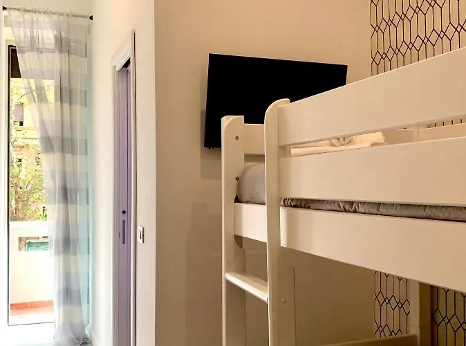 4 Vatican Гостевой дом Рим