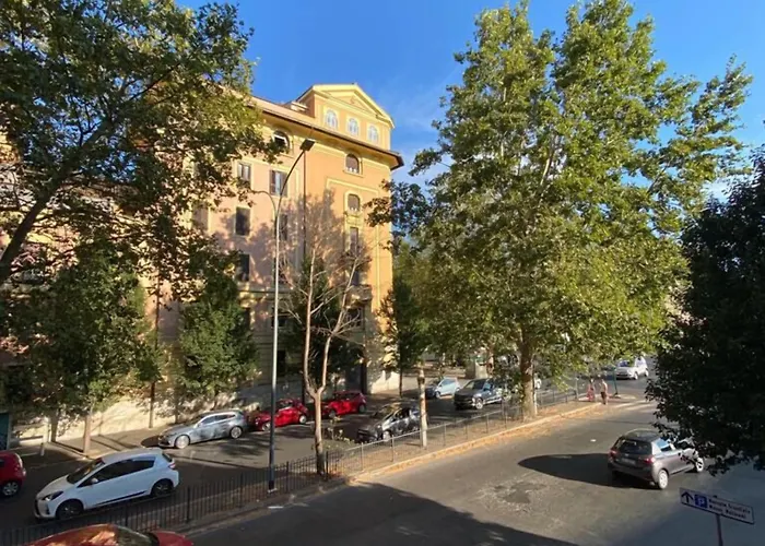 Гостевой дом 4 Vatican 4*