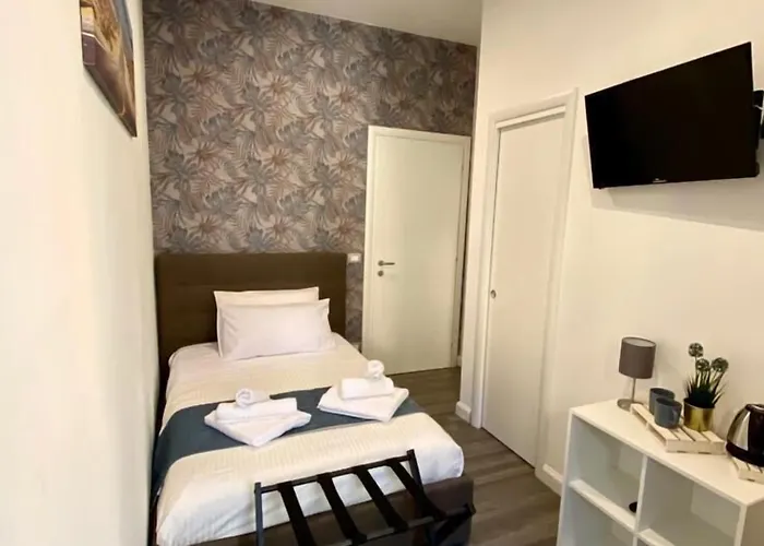 Гостевой дом 4 Vatican 4*