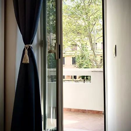 4 Vatican 4*
